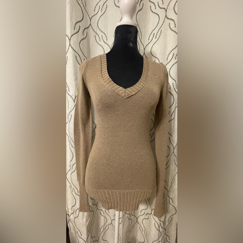 Hollister Pullover Sweater